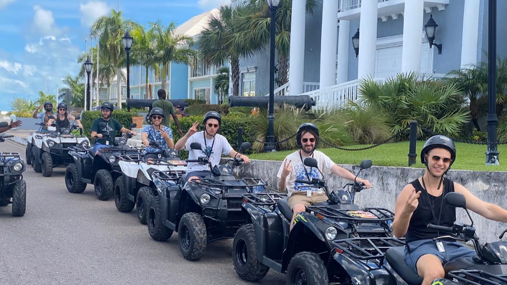 Nassau: Guided ATV Tour with Bahamian Lunch and Drink